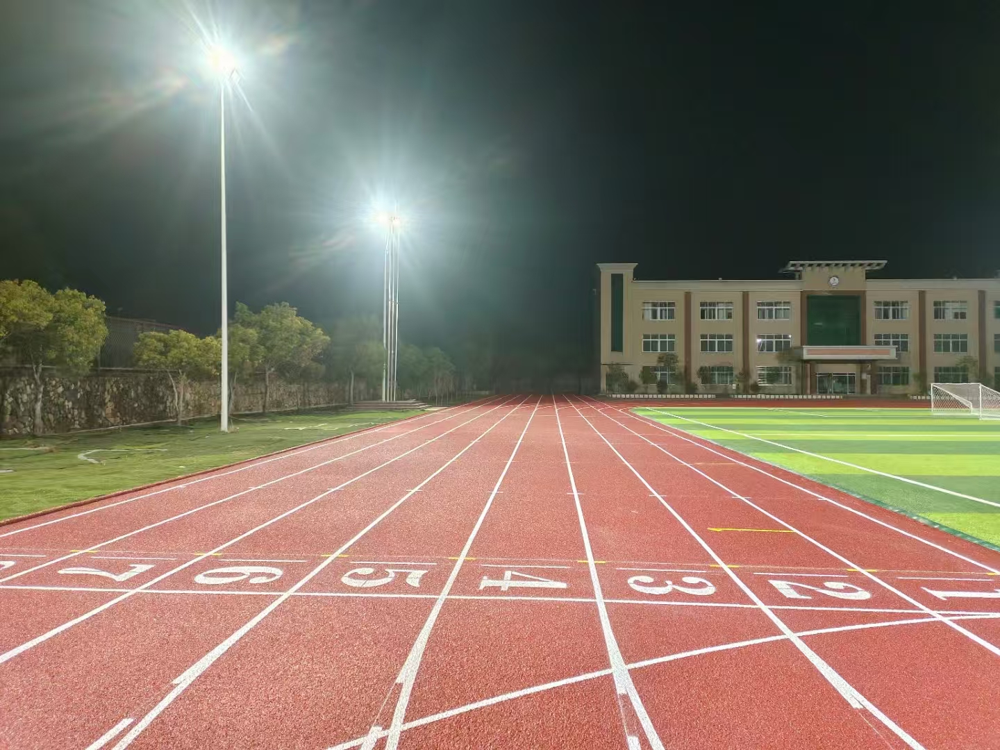 Air Permeable Running Track