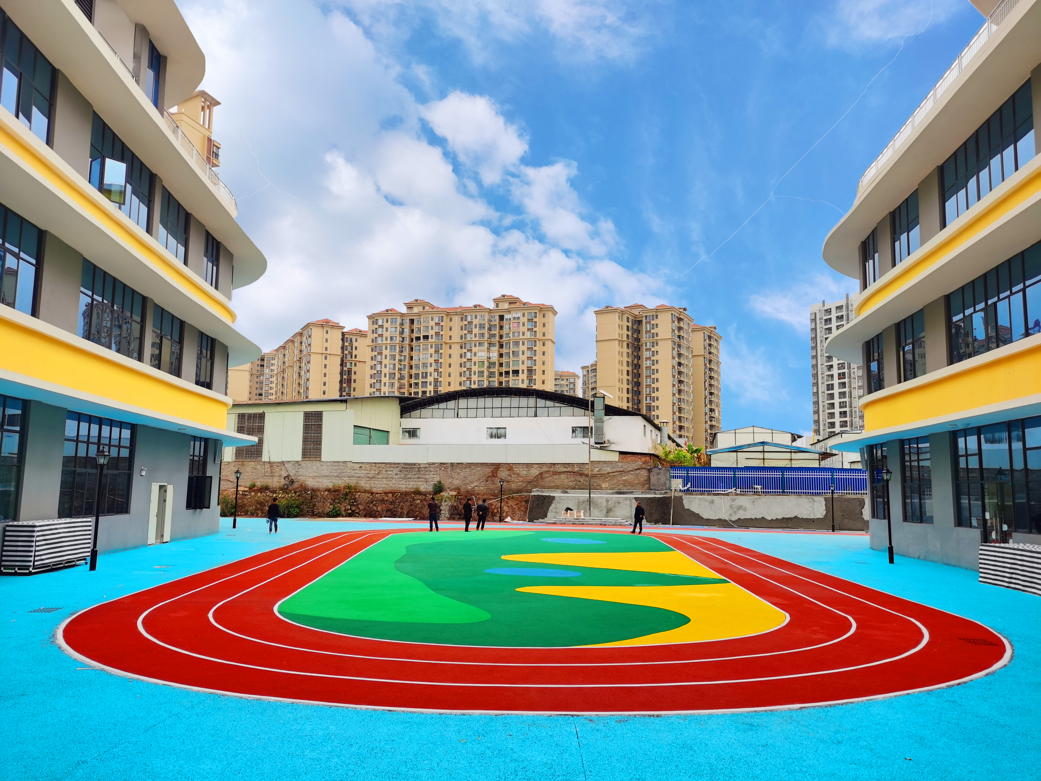 Wholesale Price EPDM Granule Running Track for Sports Flooring Playground with Laaf